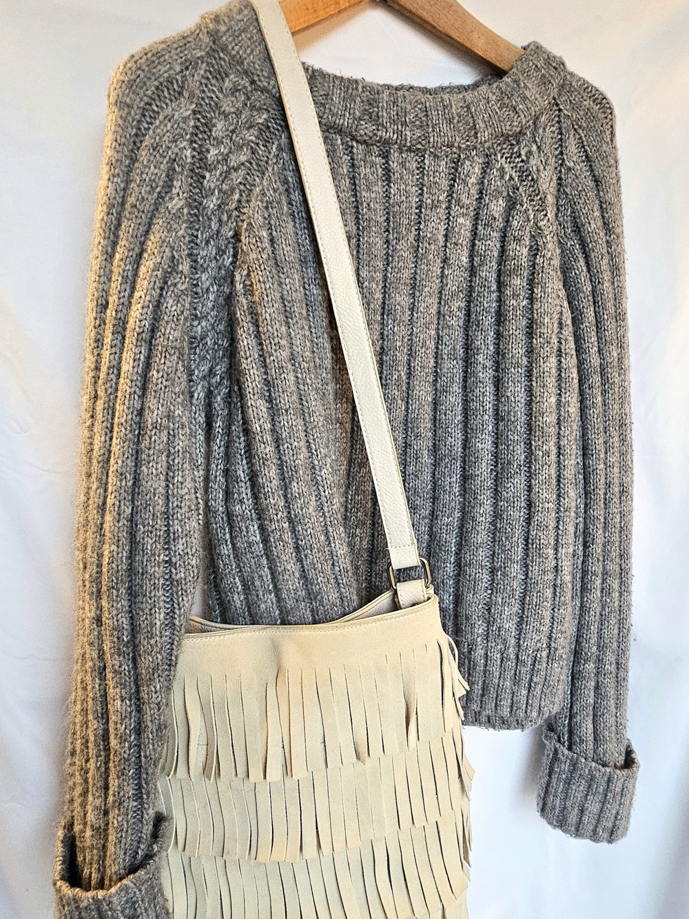 a.n.a Gray Ribbed Crewneck Sweater with Cream Fringe Cow Leather Bag
